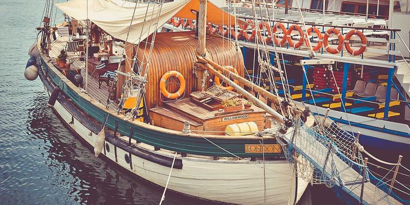 PCB设计与IoT微控制器：高功率密度下的热管理挑战与材料选择策略