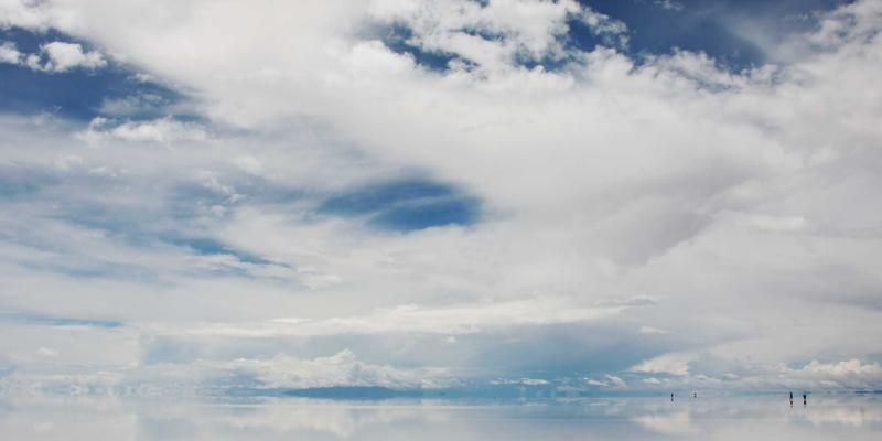 宇航级电子元件的抗辐射加固设计：从微控制器到E-THZ焊接的可靠性挑战